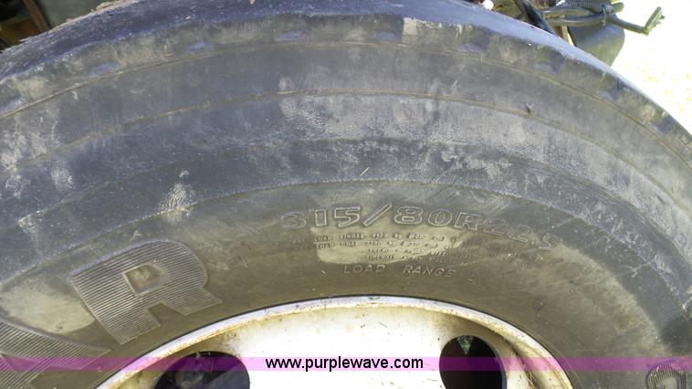 image for item L7004 2012 International Work Star 7500 dump truck