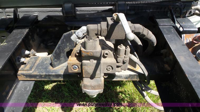 image for item L7004 2012 International Work Star 7500 dump truck