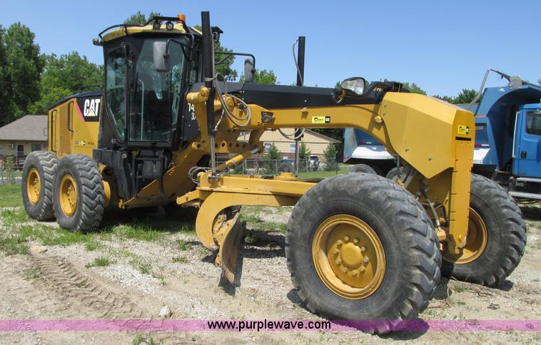 image for item L7019 2008 Caterpillar 140M motor grader