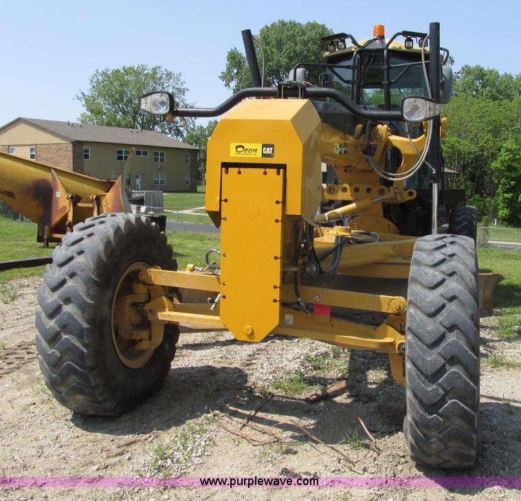 image for item L7019 2008 Caterpillar 140M motor grader