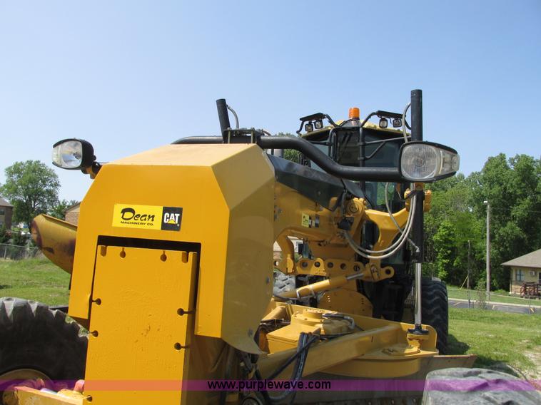 image for item L7019 2008 Caterpillar 140M motor grader