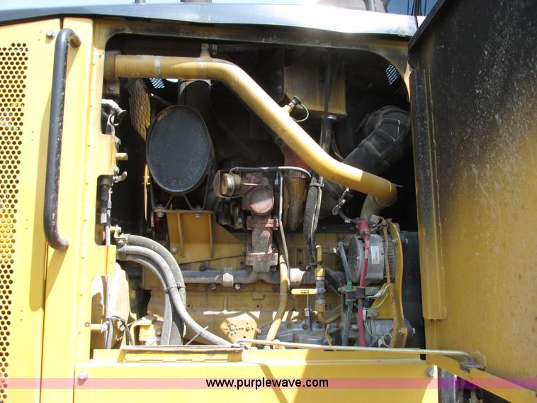 image for item L7019 2008 Caterpillar 140M motor grader