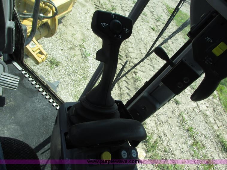 image for item L7019 2008 Caterpillar 140M motor grader