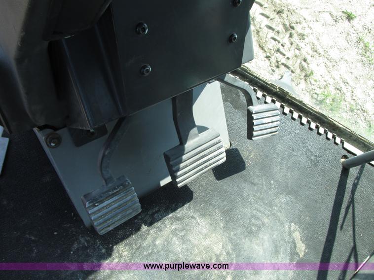 image for item L7019 2008 Caterpillar 140M motor grader