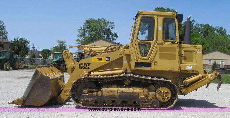 image for item L7020 1997 Caterpillar 963B track loader