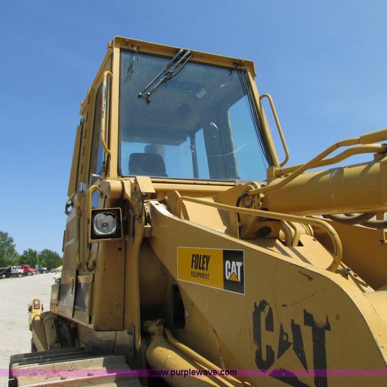 image for item L7020 1997 Caterpillar 963B track loader