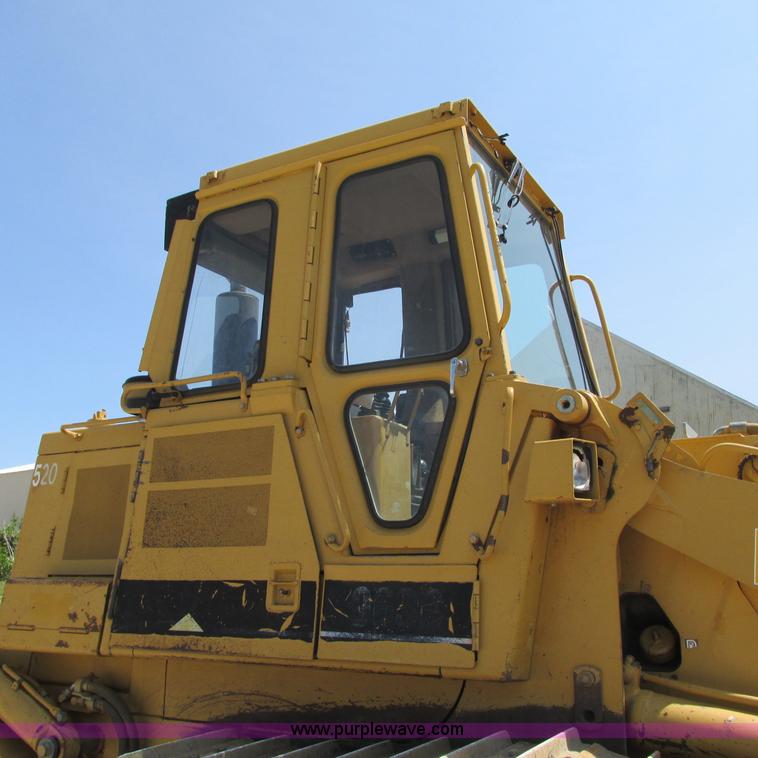 image for item L7020 1997 Caterpillar 963B track loader