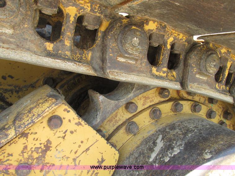 image for item L7020 1997 Caterpillar 963B track loader