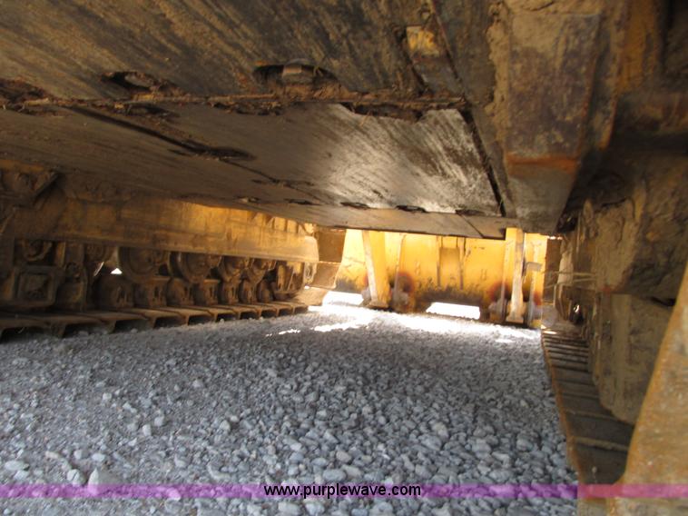 image for item L7020 1997 Caterpillar 963B track loader