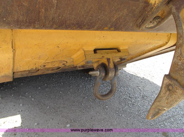 image for item L7020 1997 Caterpillar 963B track loader