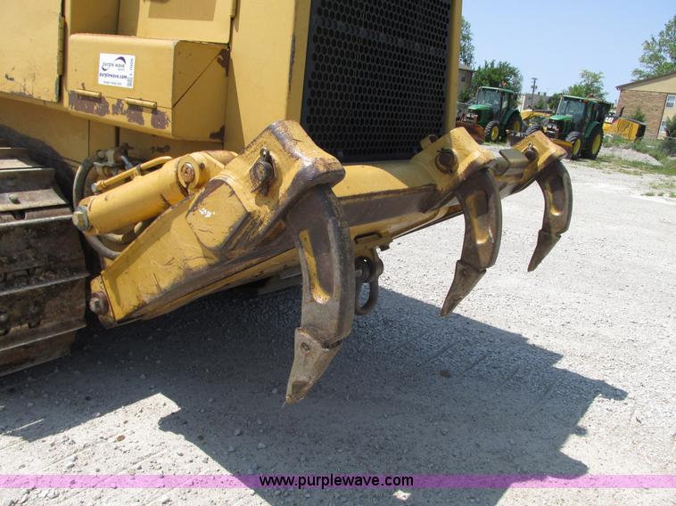 image for item L7020 1997 Caterpillar 963B track loader