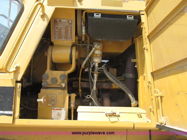 image for item L7020 1997 Caterpillar 963B track loader