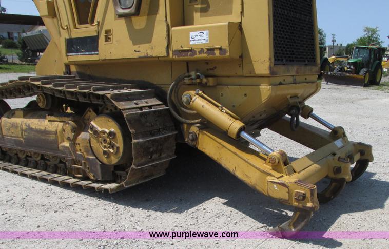 image for item L7020 1997 Caterpillar 963B track loader