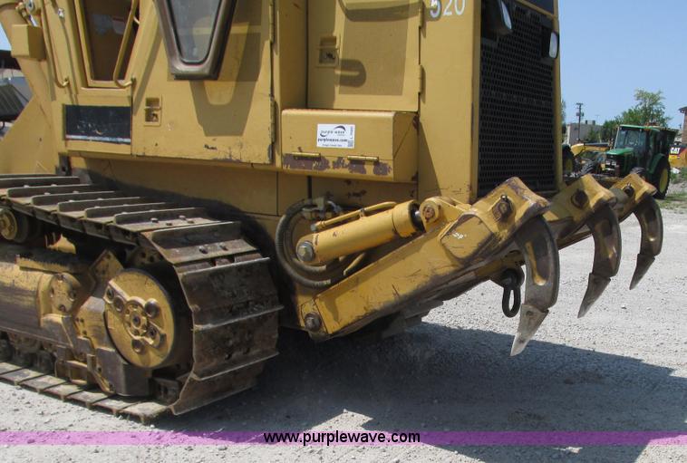 image for item L7020 1997 Caterpillar 963B track loader