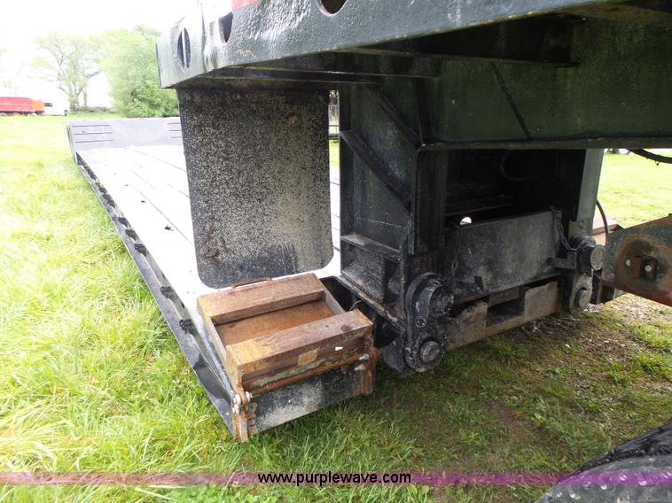 image for item L7229 1999 Dynaweld equipment trailer