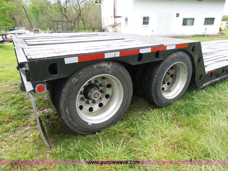image for item L7229 1999 Dynaweld equipment trailer