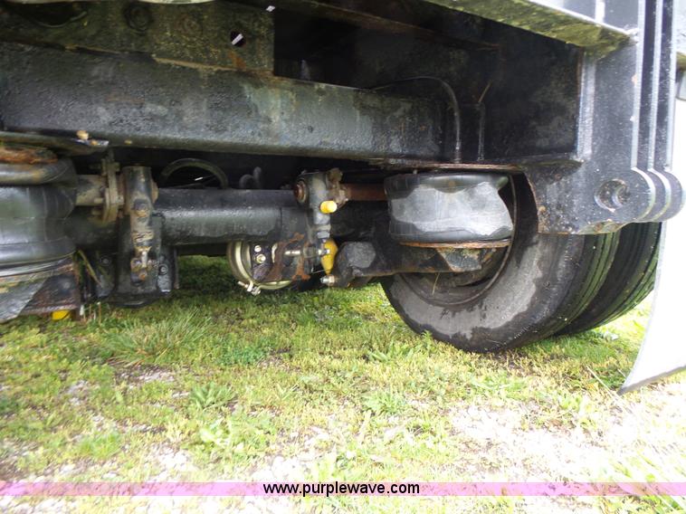 image for item L7229 1999 Dynaweld equipment trailer