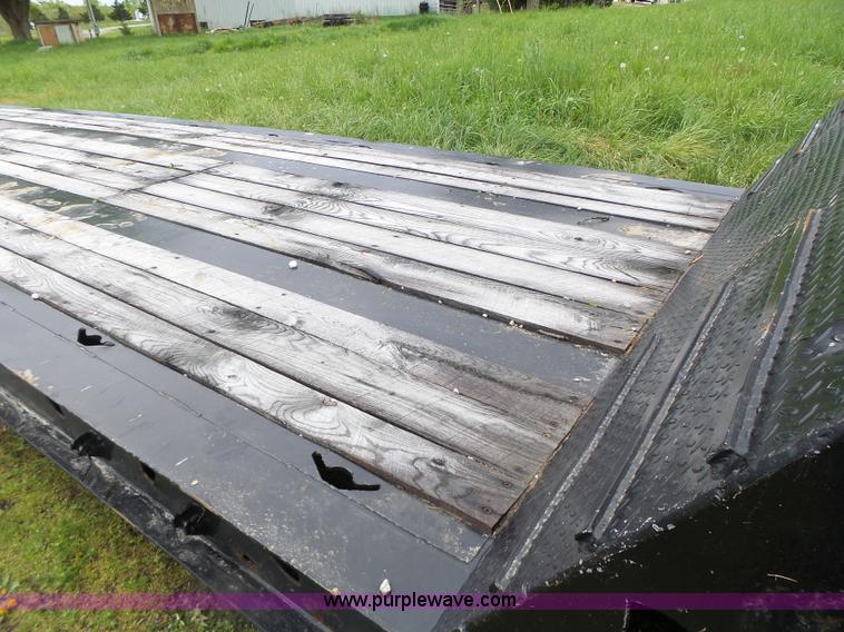 image for item L7229 1999 Dynaweld equipment trailer