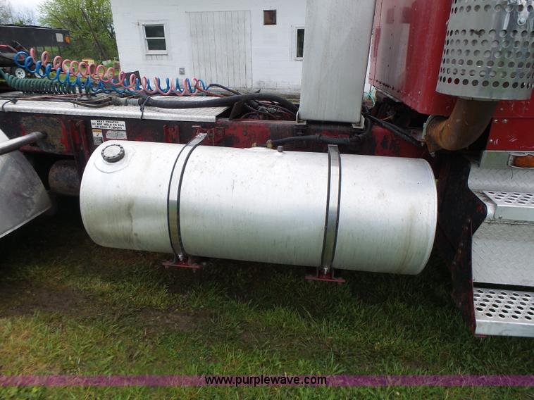 image for item L7230 1997 Kenworth W900 semi truck