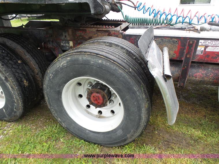 image for item L7230 1997 Kenworth W900 semi truck