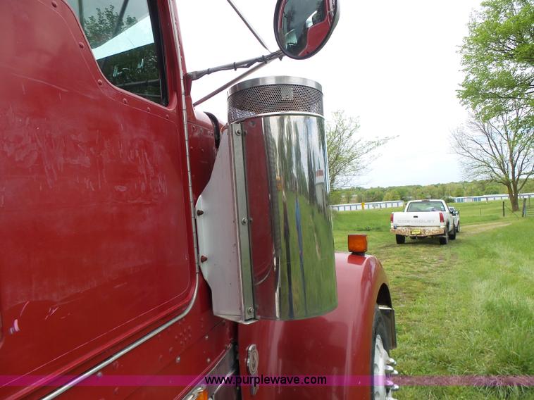 image for item L7230 1997 Kenworth W900 semi truck