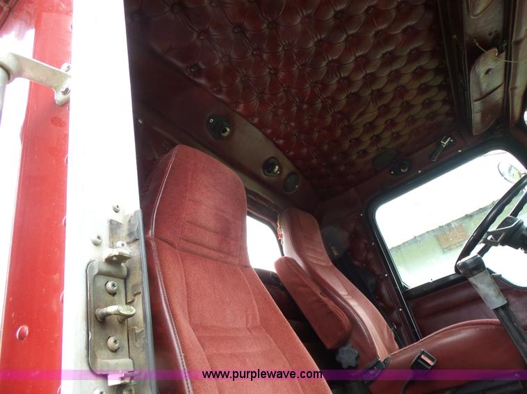 image for item L7230 1997 Kenworth W900 semi truck