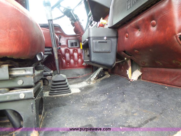 image for item L7230 1997 Kenworth W900 semi truck