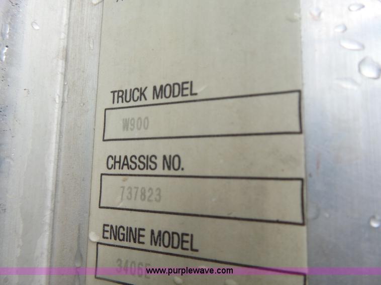 image for item L7230 1997 Kenworth W900 semi truck