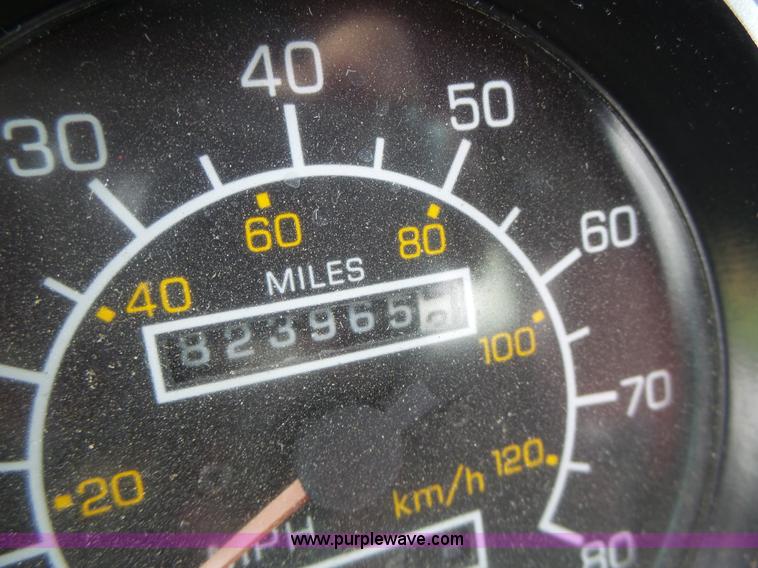 image for item L7230 1997 Kenworth W900 semi truck