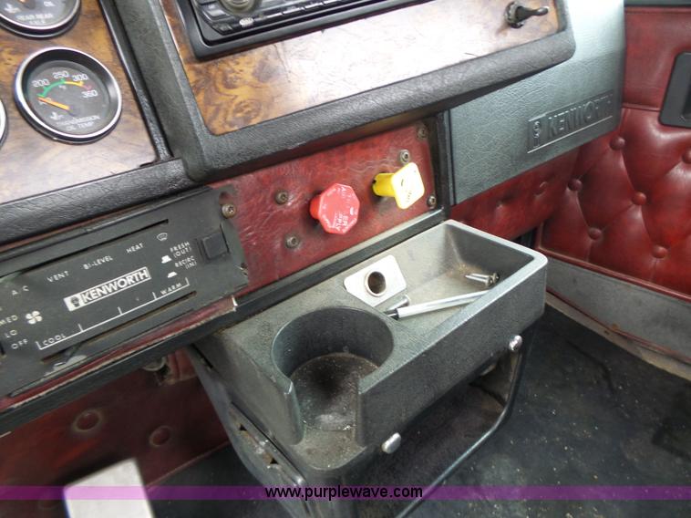 image for item L7230 1997 Kenworth W900 semi truck