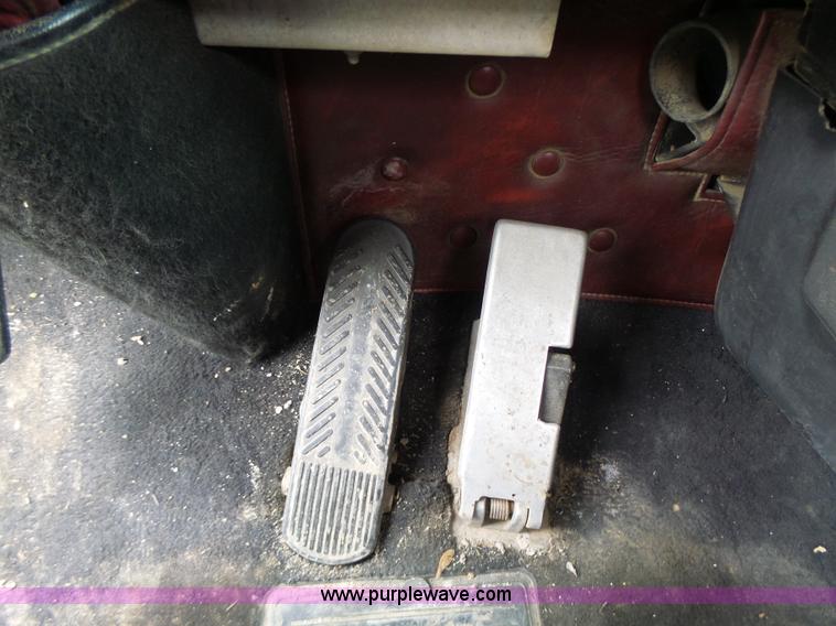 image for item L7230 1997 Kenworth W900 semi truck