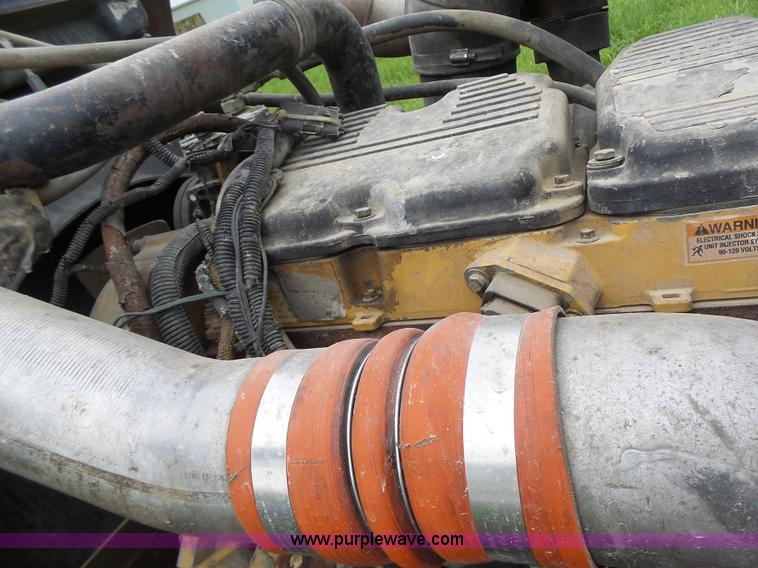 image for item L7230 1997 Kenworth W900 semi truck