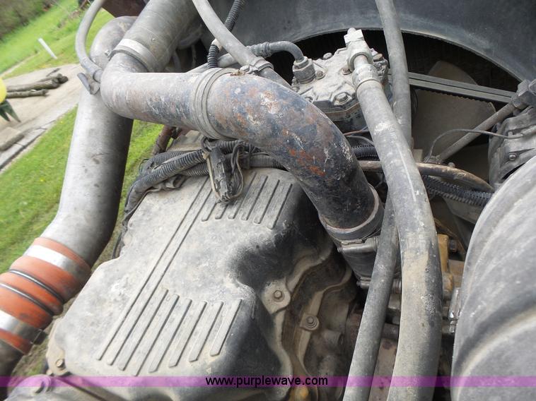 image for item L7230 1997 Kenworth W900 semi truck