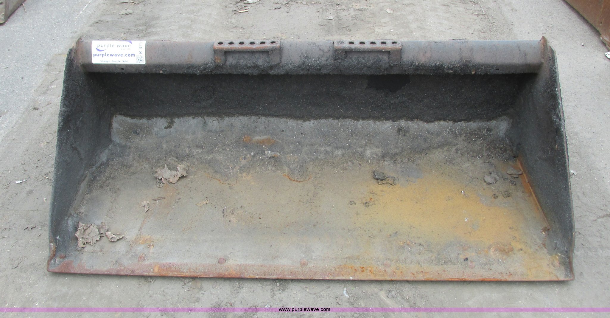 Skid steer bucket in Burnsville, MN Item K4703 sold Purple Wave