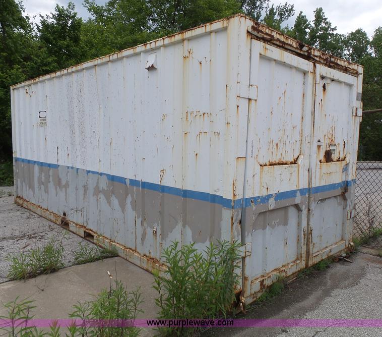 image for item BR9172 1999 Independent Conex storage container