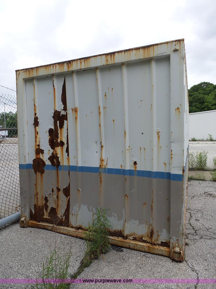 image for item BR9172 1999 Independent Conex storage container