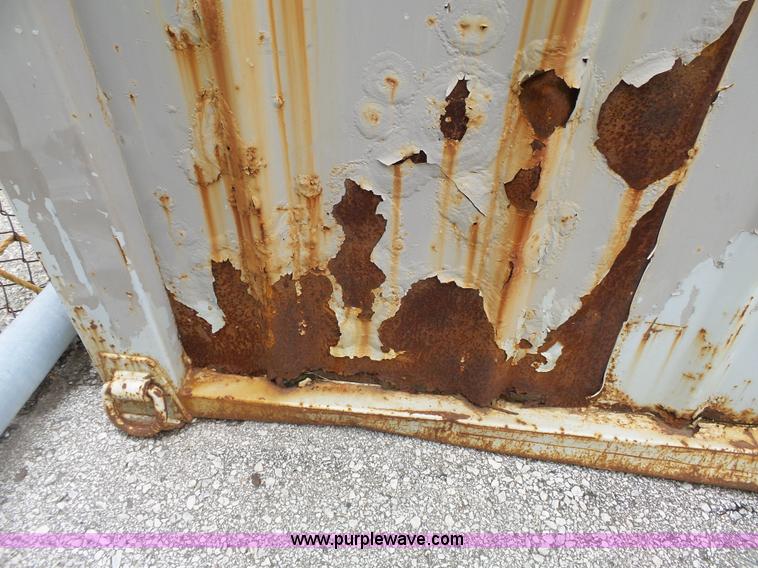 image for item BR9172 1999 Independent Conex storage container