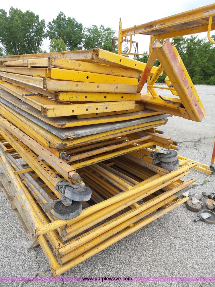 BilJax scaffolding in Kansas City, MO Item BR9174 sold Purple Wave