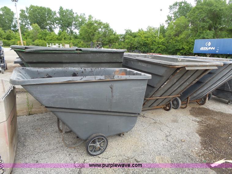 image for item BR9178 Approximately 43 trash/debris carts/cans
