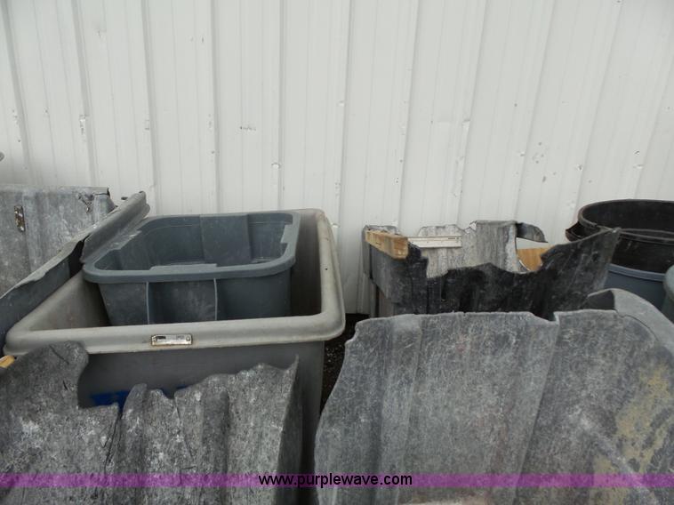 image for item BR9178 Approximately 43 trash/debris carts/cans