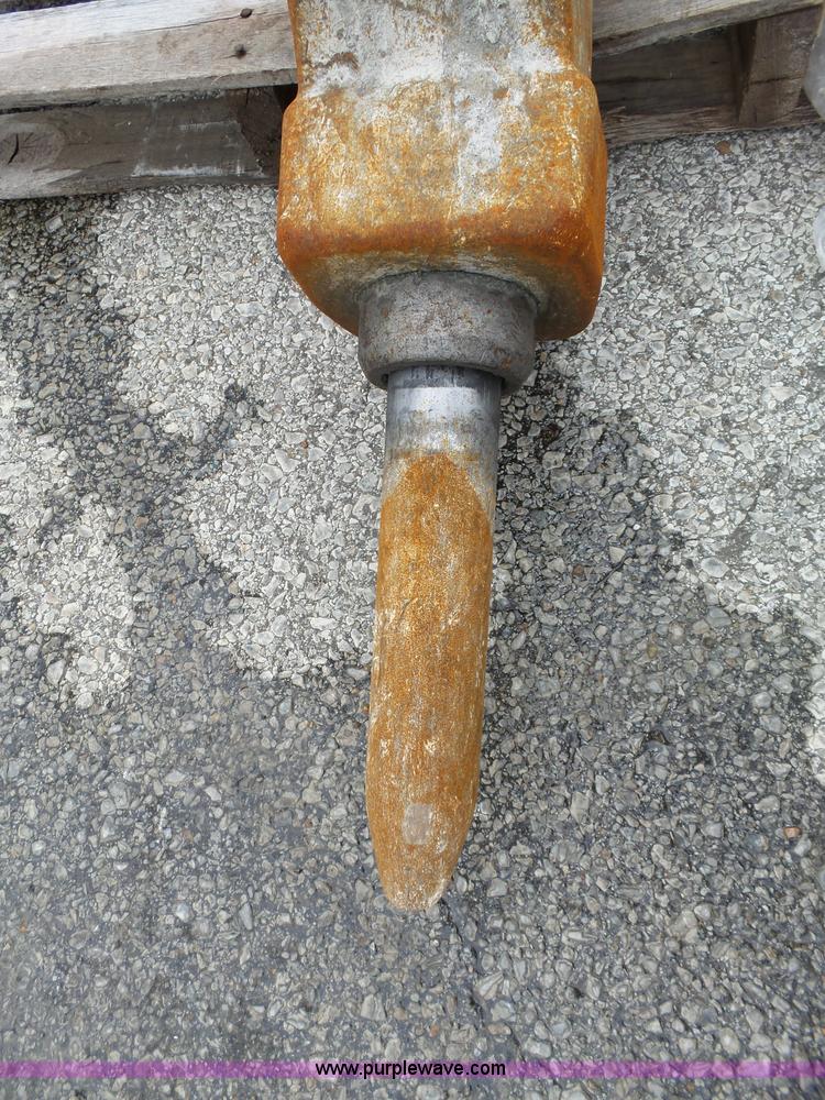 image for item BR9202 Skid steer hydraulic hammer