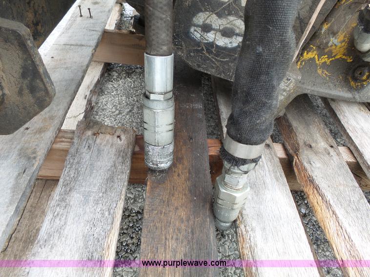 image for item BR9202 Skid steer hydraulic hammer