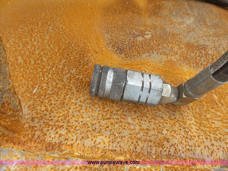 image for item BR9203 Skid steer grapple bucket