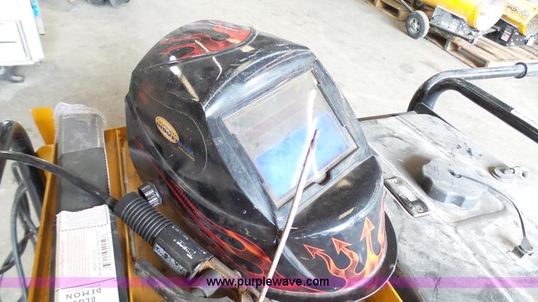 image for item BZ9403 Northern Industrial 7000 arc welder