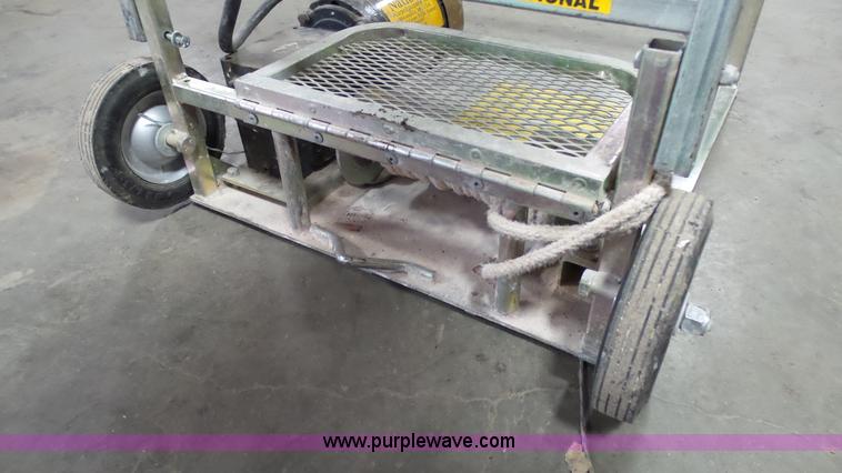 image for item BZ9424 Power carpet puller