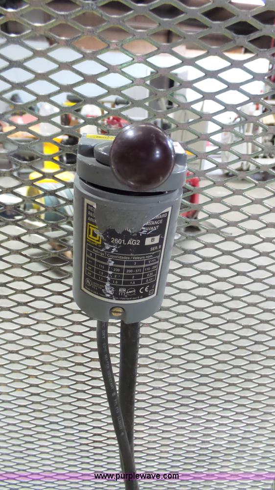 image for item BZ9424 Power carpet puller