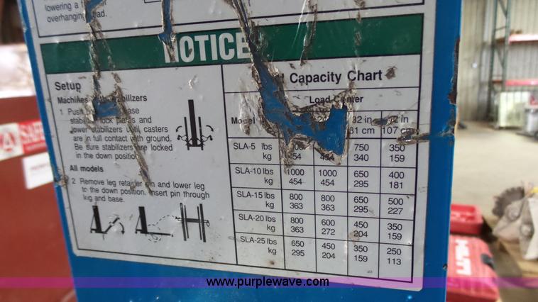 image for item BZ9425 Genie Superlift Advantage SLA-15 vertical lift