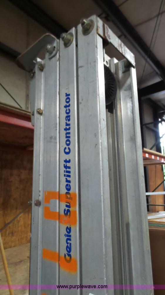 image for item BZ9426 Genie Superlift Advantage SLC-18 vertical lift