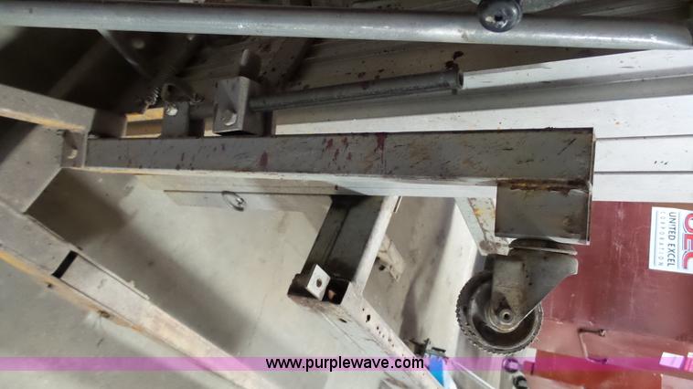 image for item BZ9426 Genie Superlift Advantage SLC-18 vertical lift