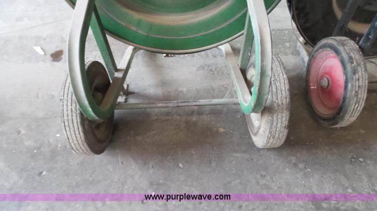 image for item BZ9438 (2) banding machines